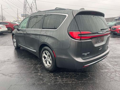 2022 Chrysler Pacifica Limited