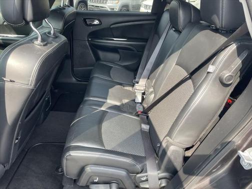 2018 Dodge Journey Crossroad