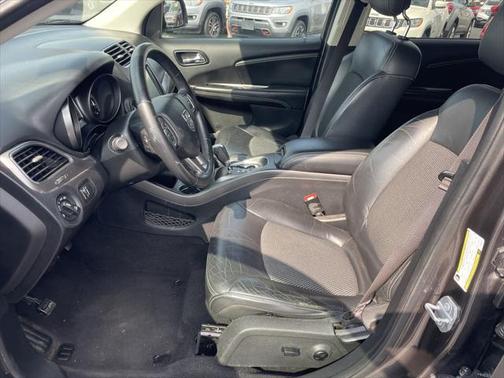 2018 Dodge Journey Crossroad