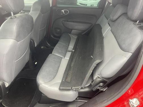 2015 FIAT 500 Lounge