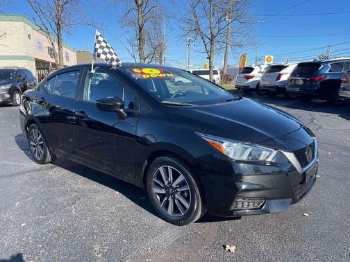 2021 Nissan Versa 1.6 SV
