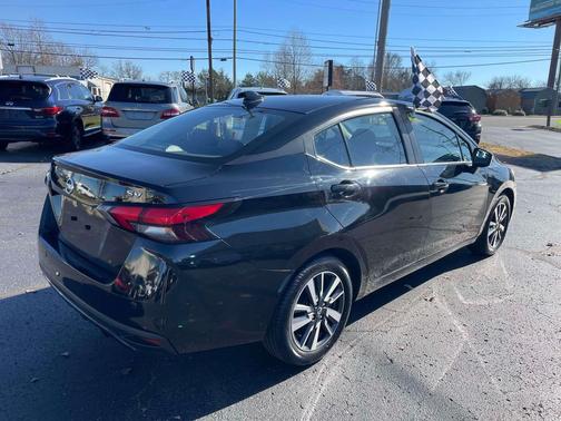 2021 Nissan Versa 1.6 SV