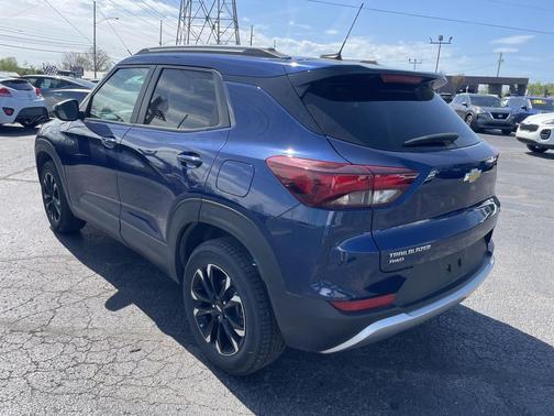 Blue Glow Metallic 2023 Chevrolet Trailblazer LT