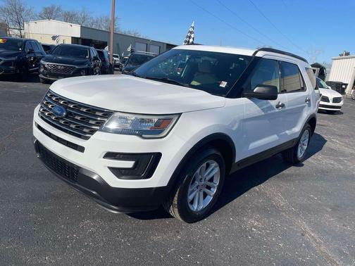 2017 Ford Explorer Base