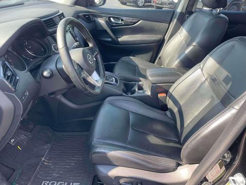 2018 Nissan Rogue Sport SL