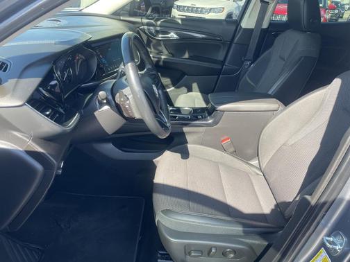 2021 Buick Envision Preferred FWD