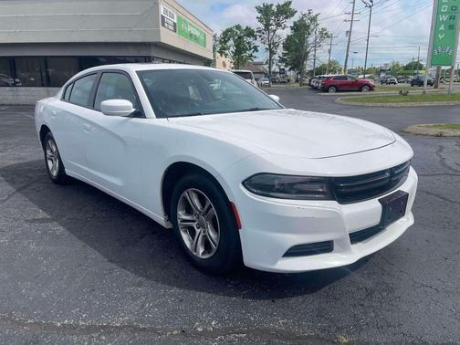 White Knuckle Clearcoat 2020 Dodge Charger SXT