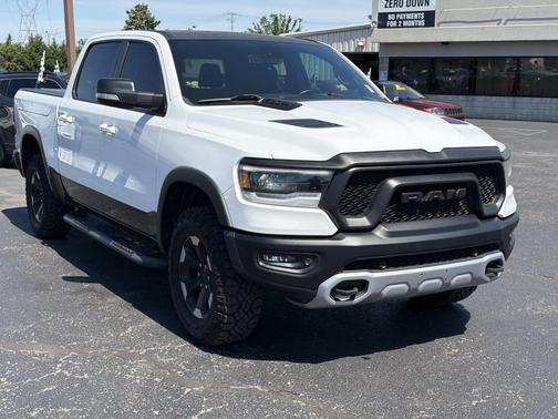 Bright White Clearcoat 2020 RAM 1500 Rebel