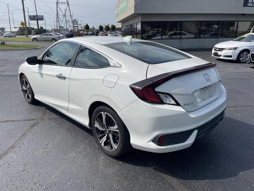 2016 Honda Civic Touring