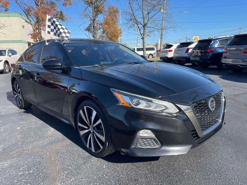 2020 Nissan Altima SR FWD