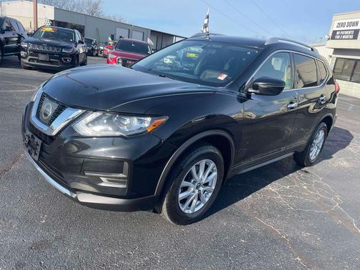 2017 Nissan Rogue SV