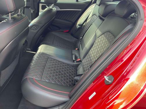 2019 Genesis G70 2.0T Advanced