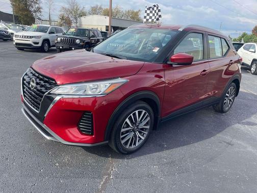 2022 Nissan Kicks SV