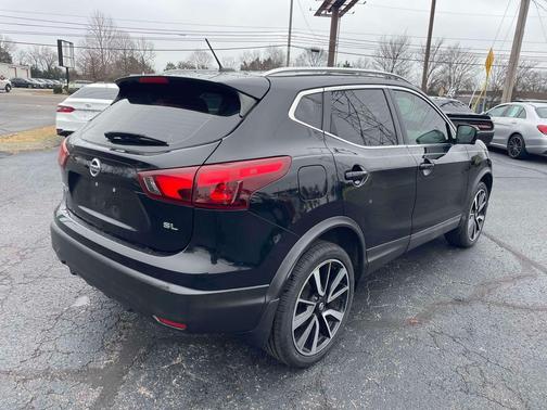 2017 Nissan Rogue Sport SL