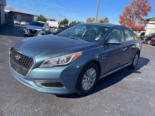 2016 Hyundai SONATA Hybrid SE