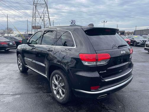 2019 Jeep Grand Cherokee Summit