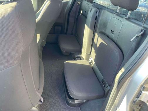 2021 Nissan Frontier S