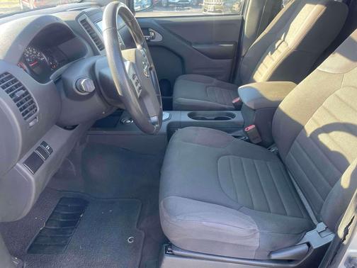 2021 Nissan Frontier S