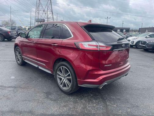2019 Ford Edge Titanium