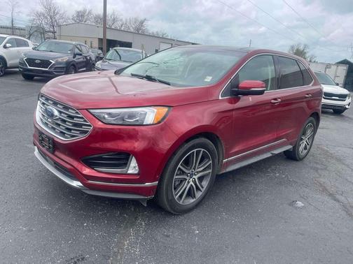 2019 Ford Edge Titanium