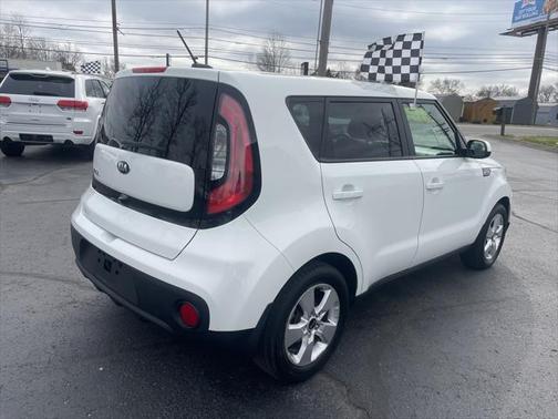 2017 Kia Soul Base