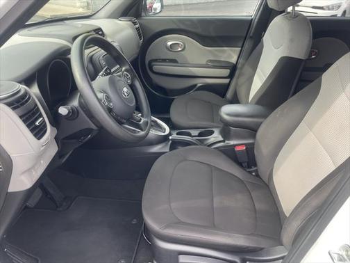 2017 Kia Soul Base