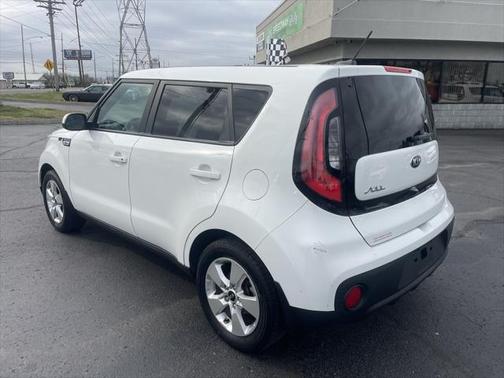 2017 Kia Soul Base
