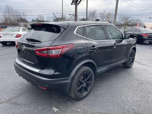 2020 Nissan Rogue Sport S