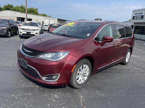 2018 Chrysler Pacifica Touring-L