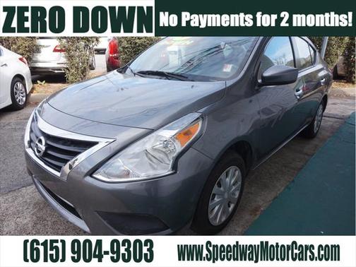 Gun Metallic 2017 Nissan Versa 1.6 SV
