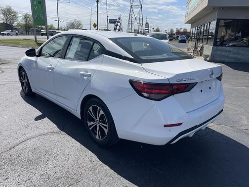 WHITE 2023 Nissan Sentra SV