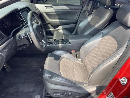 2018 Hyundai SONATA Sport 2.0T