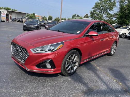 2018 Hyundai SONATA Sport 2.0T