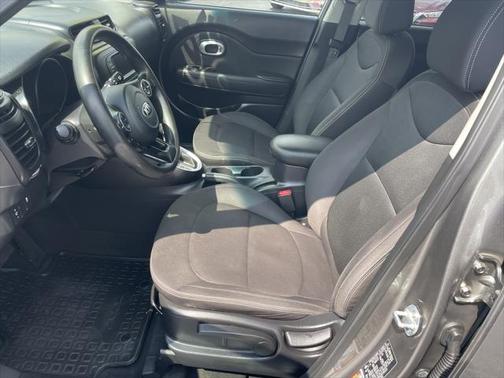 2017 Kia Soul Base