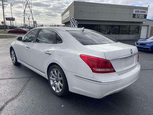 2013 Hyundai Equus Signature