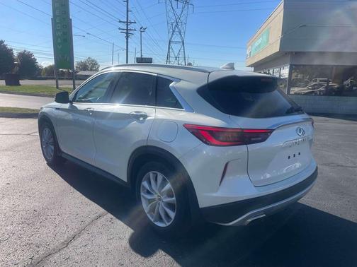 2019 INFINITI QX50 ESSENTIAL