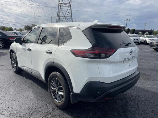 2021 Nissan Rogue S
