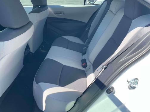 Ice Cap 2023 Toyota Corolla LE
