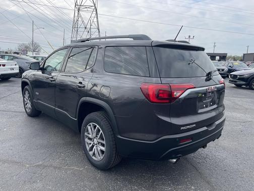 Ebony Twilight Metallic 2017 GMC Acadia SLE-2