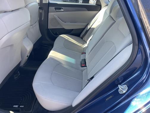 2018 Hyundai SONATA SE