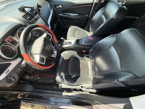 Pitch Black Clearcoat 2018 Dodge Journey GT