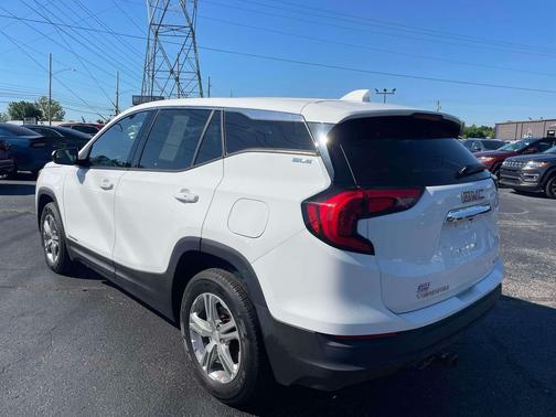 Summit White 2020 GMC Terrain SLE