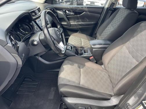 2021 Nissan Rogue Sport SV