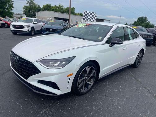 Quartz White 2021 Hyundai SONATA SEL Plus