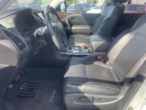 2017 Nissan Armada Platinum