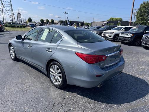 2014 INFINITI Q50 Premium