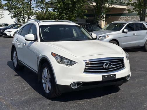 Moonlight White 2015 INFINITI QX70 Base