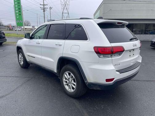 2020 Jeep Grand Cherokee Laredo
