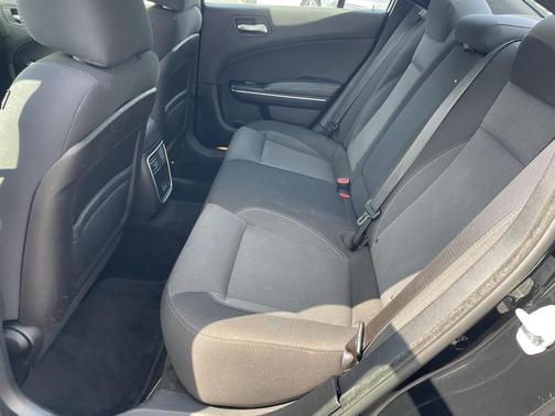 2015 Dodge Charger SE