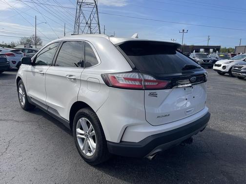 Oxford White 2019 Ford Edge SEL